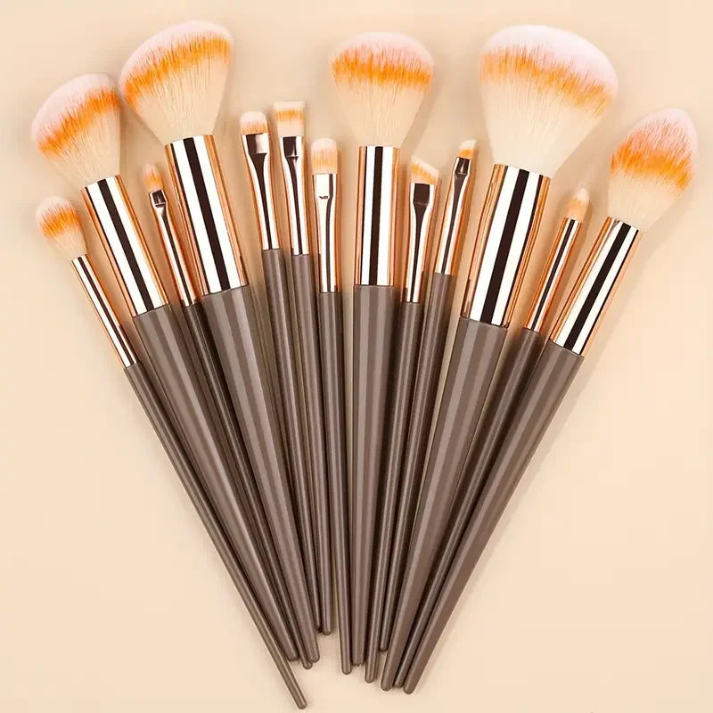 13 Piece Makeup Brush Set - Soft Fluffy Eye Shadow & Foundation Kit