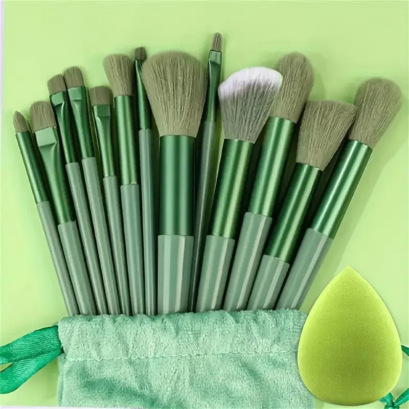 13 Piece Makeup Brush Set - Soft Fluffy Eye Shadow & Foundation Kit