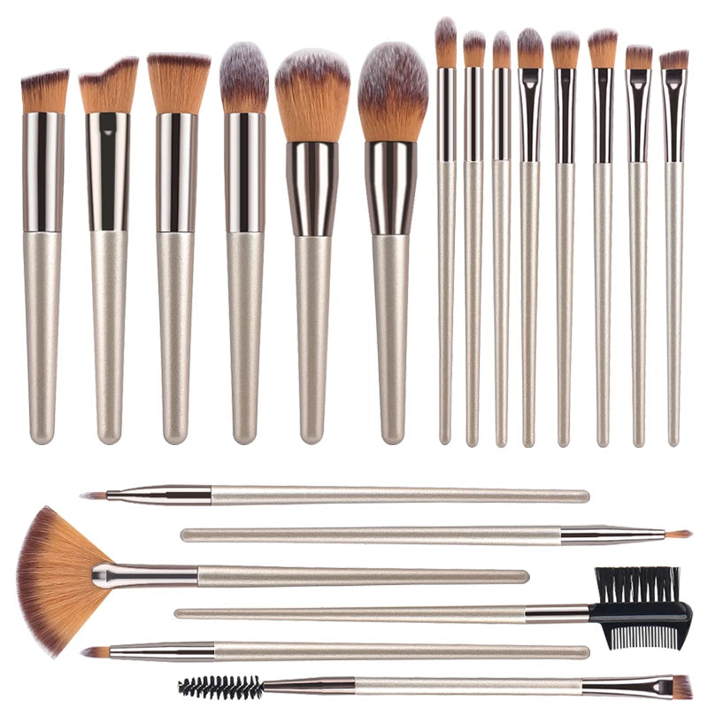 Champagne Makeup Brush Set - 14 Piece Foundation & Eye Kit